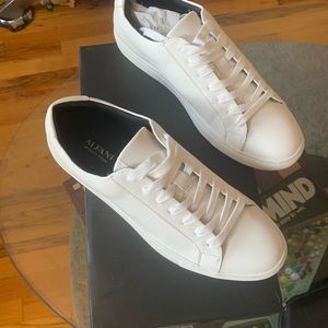Alfani New Lace -up Sneakers size 9